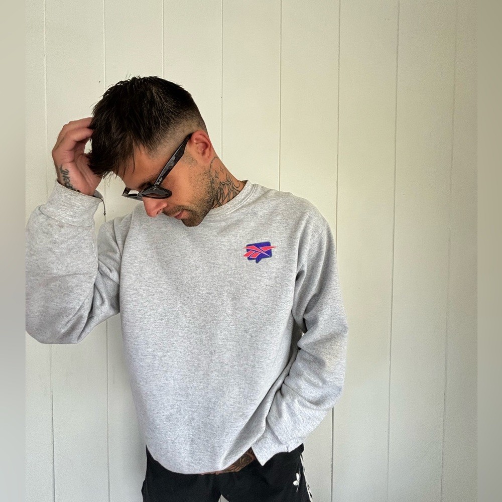Grey new school Reebok ! - Picture 3 of 4